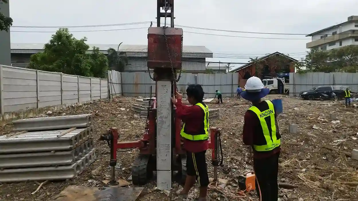ตอกเสาเข็มไมโครไพล์